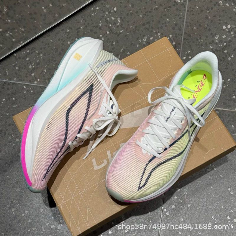 新しい超軽量メンズスポーツシューズ軽量で通気性のあるメンズシ - Men'S Training Shoes のレビューと価格
