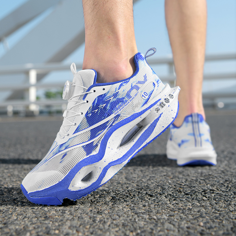 メンズ カーボンプレート ランニングシューズ プロフェッショ - Men'S Training Shoes のレビューと価格