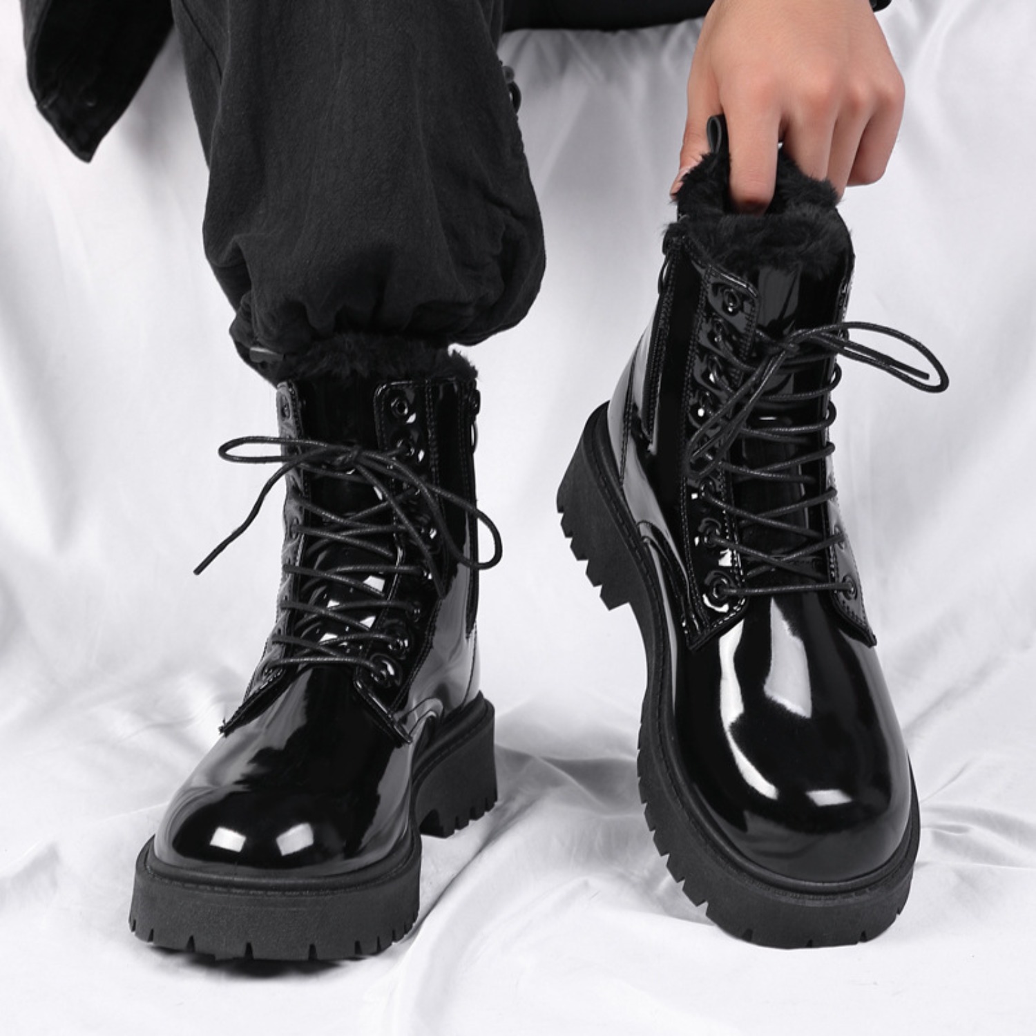 メンズ暖かいプラッシュハイカットブーツ、冬用ソフトソール滑り - Men'S Shoes Dq のレビューと価格